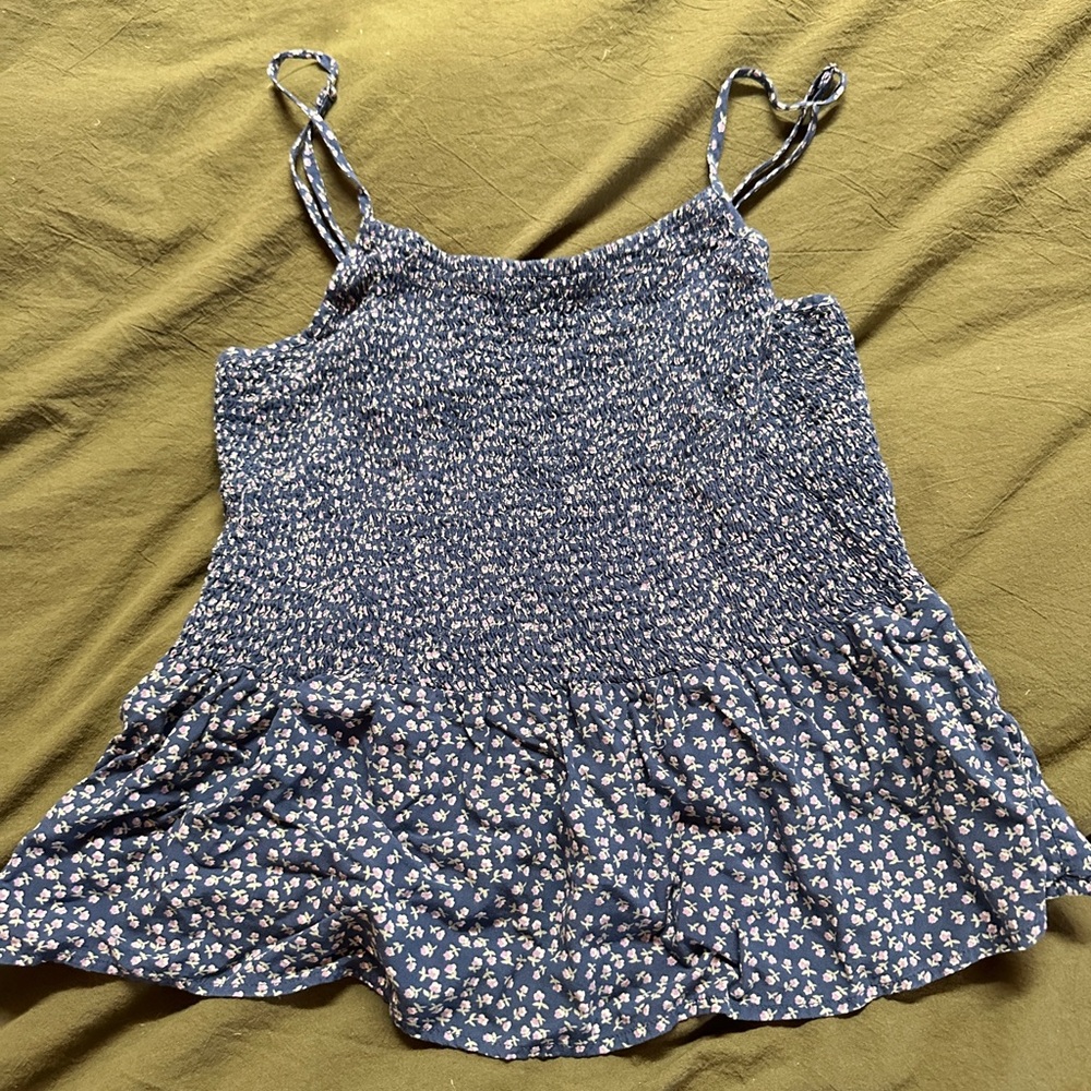 Women’s cropped tank top